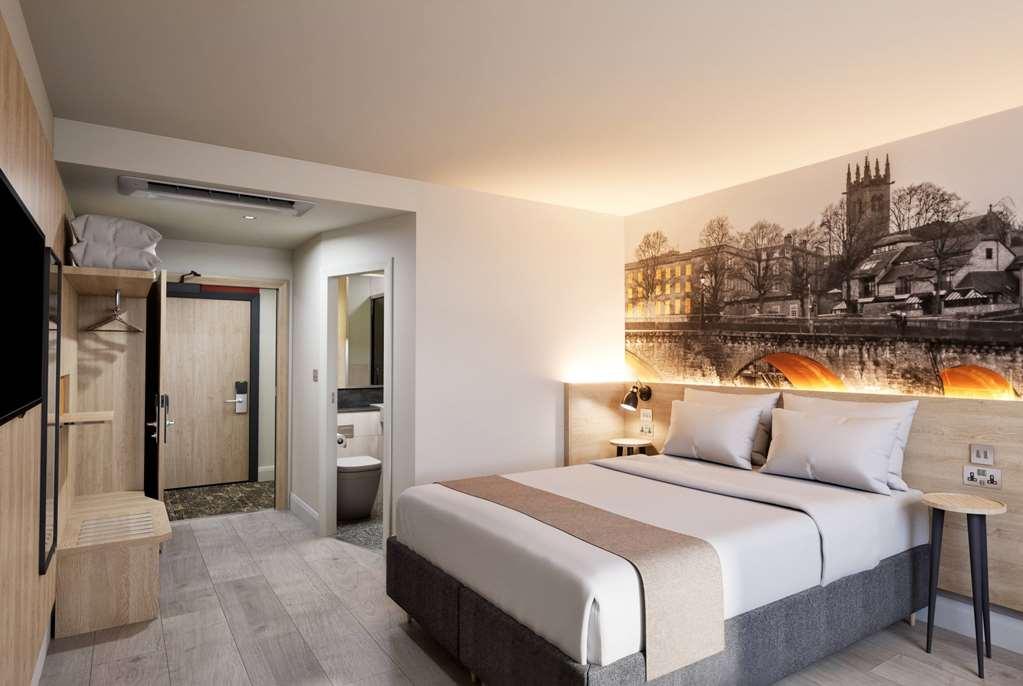Super 8 By Wyndham Chester East Phòng bức ảnh